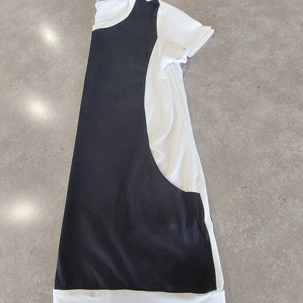 ELEONDRA AMADEI Women's Color Block White Tunic w/Black Front w/Pockets - Medium